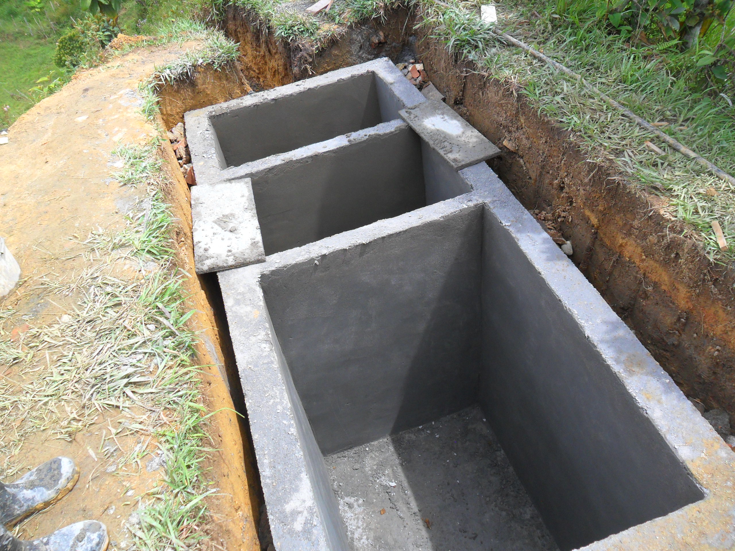 Pozos s�pticos en la vereda El Popo